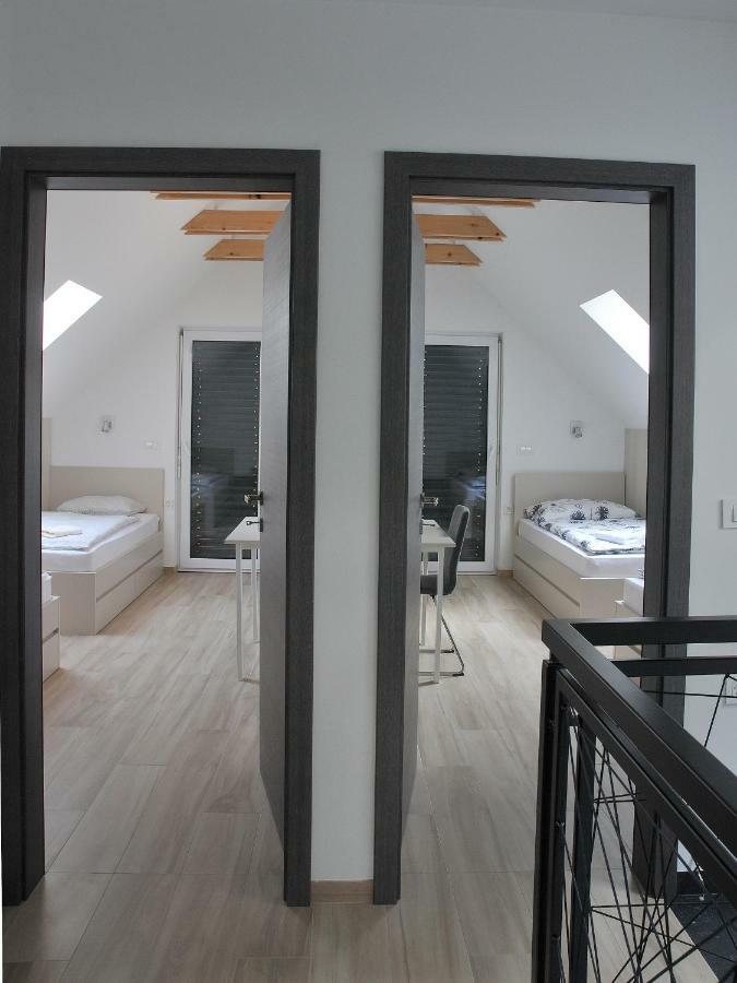 Brand New House Luna Bled Esterno foto