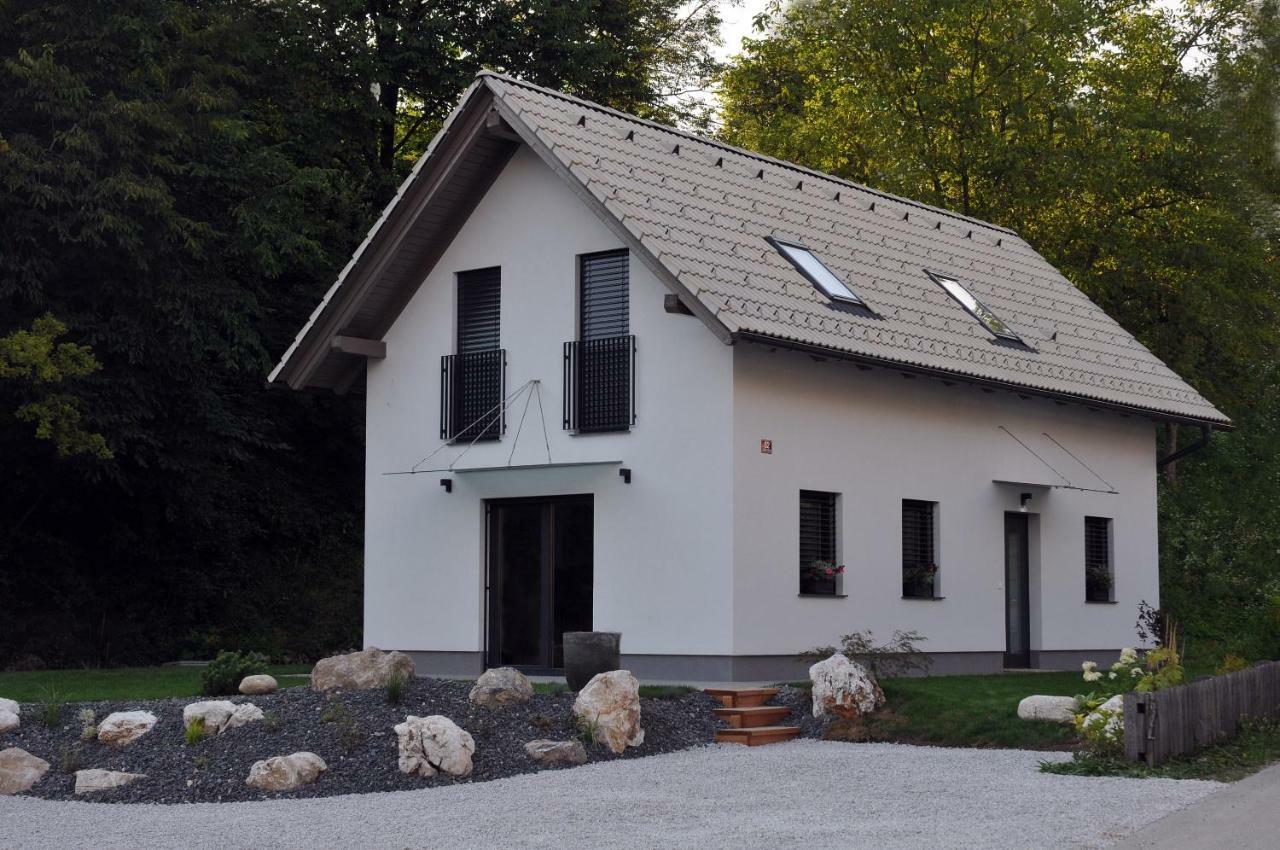 Brand New House Luna Bled Esterno foto