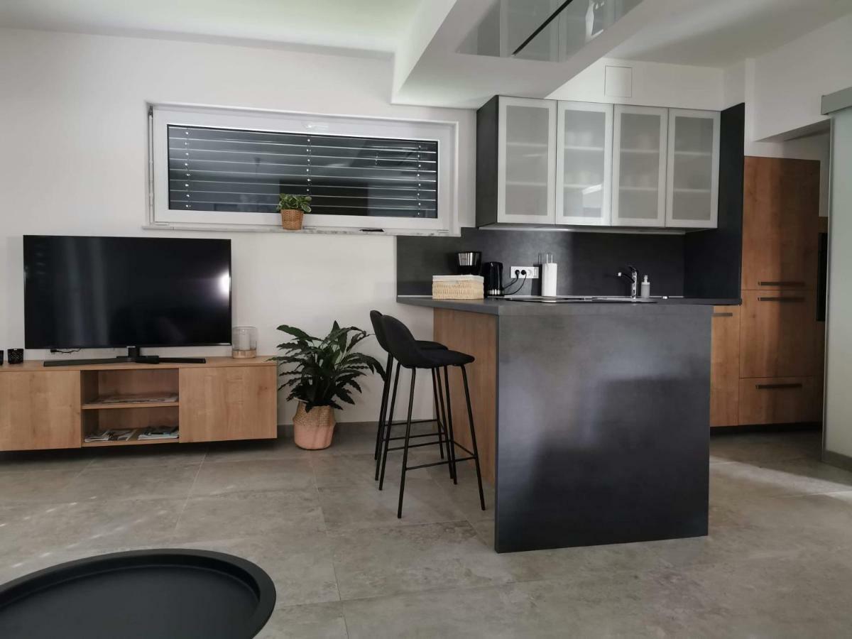 Brand New House Luna Bled Esterno foto
