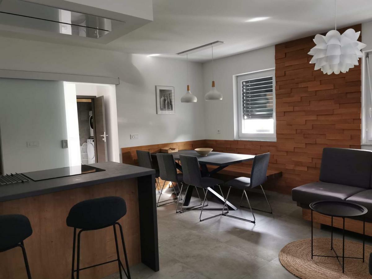 Brand New House Luna Bled Esterno foto